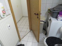 9 Bad BAMBERG-WUNDERBURG:8.640,-EURO MIETEp.a- 2-ZIMMER-DACHGESCHOSS-WOHNUNG+BALKON F�R 159.000,-EURO