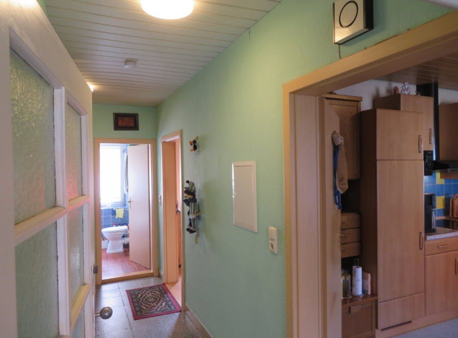 6 Eingang Flur Wohnung Stegaurach