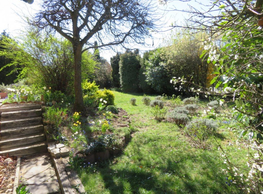 3 Garten Zweifamilienhaus Hirschaid