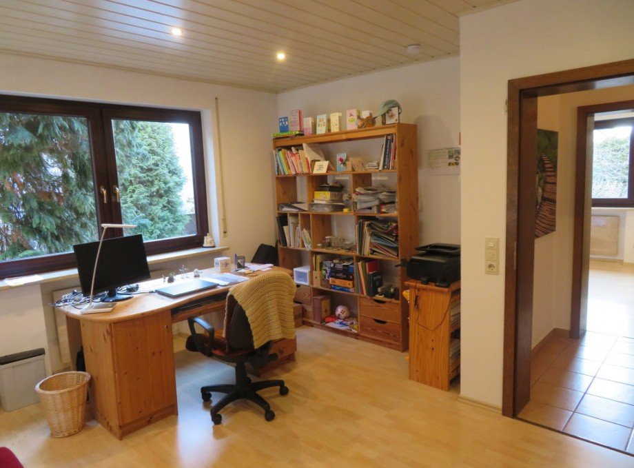 16 Eltern Zweifamilienhaus Eggolsheim