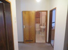 6 Erdgeschoss Diele+Blick WC BAMBERG-N�HE BAMBADOS: GROSSES STADTHAUS(=ca.265m2 WOHNFL.)+3 GARAGEN AUF ca.590m2 F�R 539.000,-EURO
