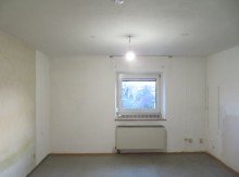 8 Wohnen BAMBERG-N�HE BAHNHOF: 3-ZIMMER-WOHNUNG(= SOFORT FREI!!) + BAD MIT FENSTER F�R 169.000,-EURO