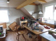 17 Dachgeschoss K�che WARUM NICHT STEGAURACH? FREISTEH.HAUS+B�RO+LAGERHALLE Z.KOMPLETT-RENOVIEREN-ca.1079m2- 379.000,-EURO