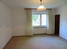 8 Erdgeschoss Schlafen BAMBERG-N�HE BAMBADOS: GROSSES STADTHAUS(=ca.265m2 WOHNFL.)+3 GARAGEN AUF ca.590m2 F�R 539.000,-EURO
