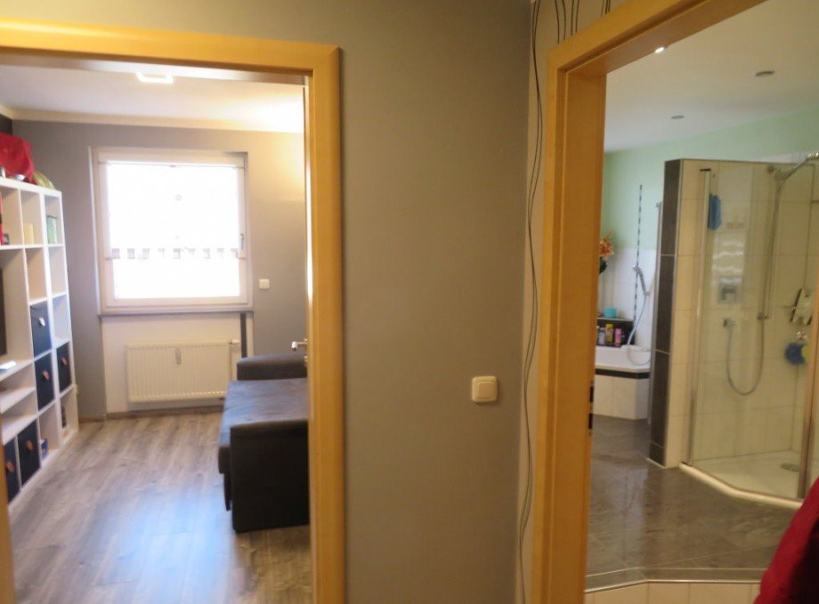 17 Flur+Blick Bad Wohnung Bamberg
