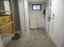 25 Kelleranteil BAMBERG-N�HE WUNDERBURG: 1-ZIMMER-WOHNUNG+SEP. K�CHE MIT FENSTER+BAD MIT BADEWANNE F�R 135.000,-EURO