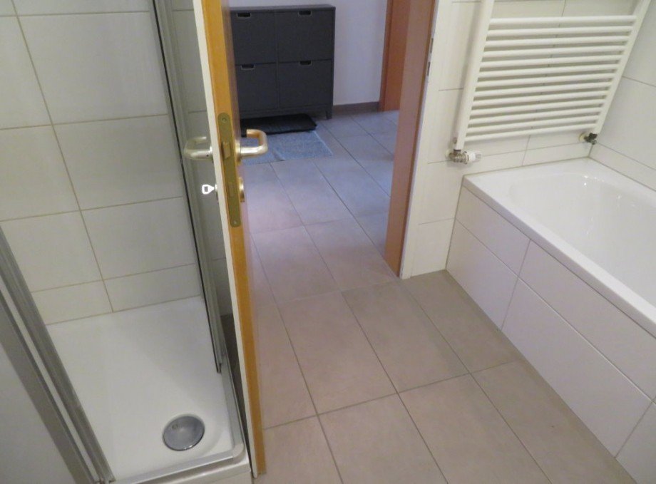 11 Bad Wohnung Hirschaid