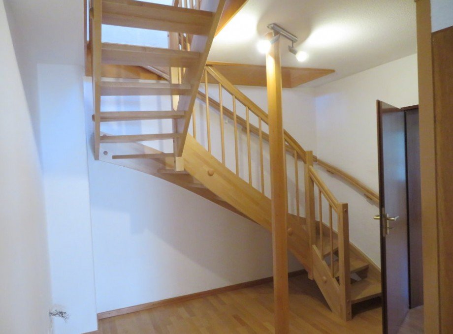 19 Obergeschoss Diele+Treppe ins Dachgeschoss Haus Bamberg
