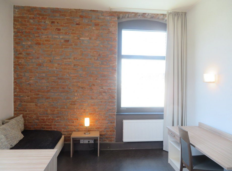 24 Wohn Schlafraum mit 2.Fenster Wohnung Bamberg