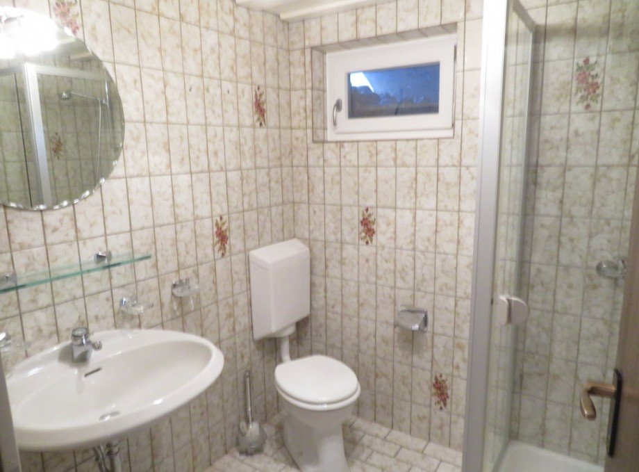 23 Dusche WC Kellergeschoss Einfamilienhaus Bamberg