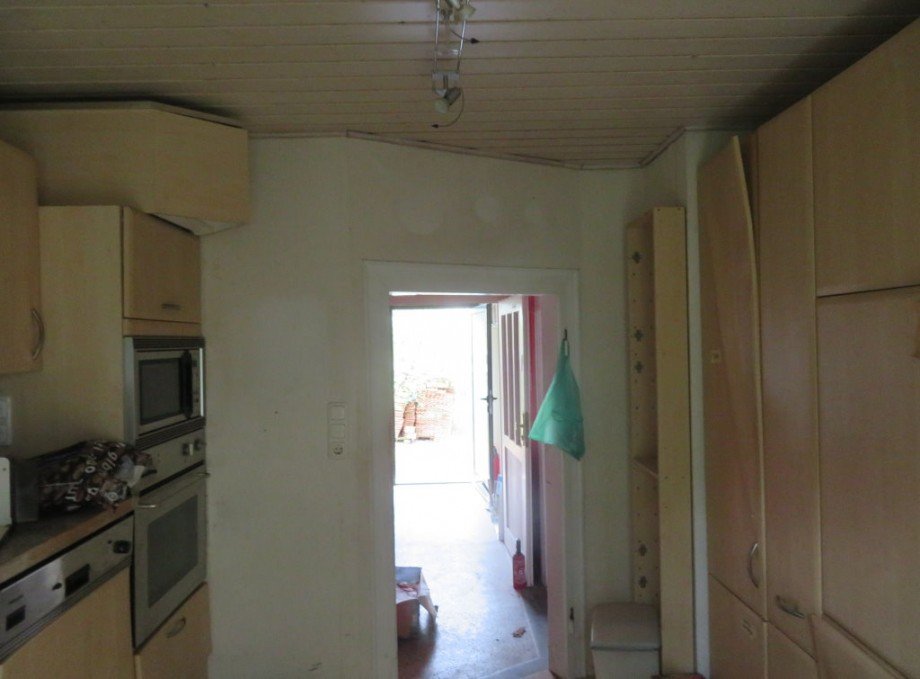 9 Erdgeschoss K�che+Blick Flur Haus Stegaurach