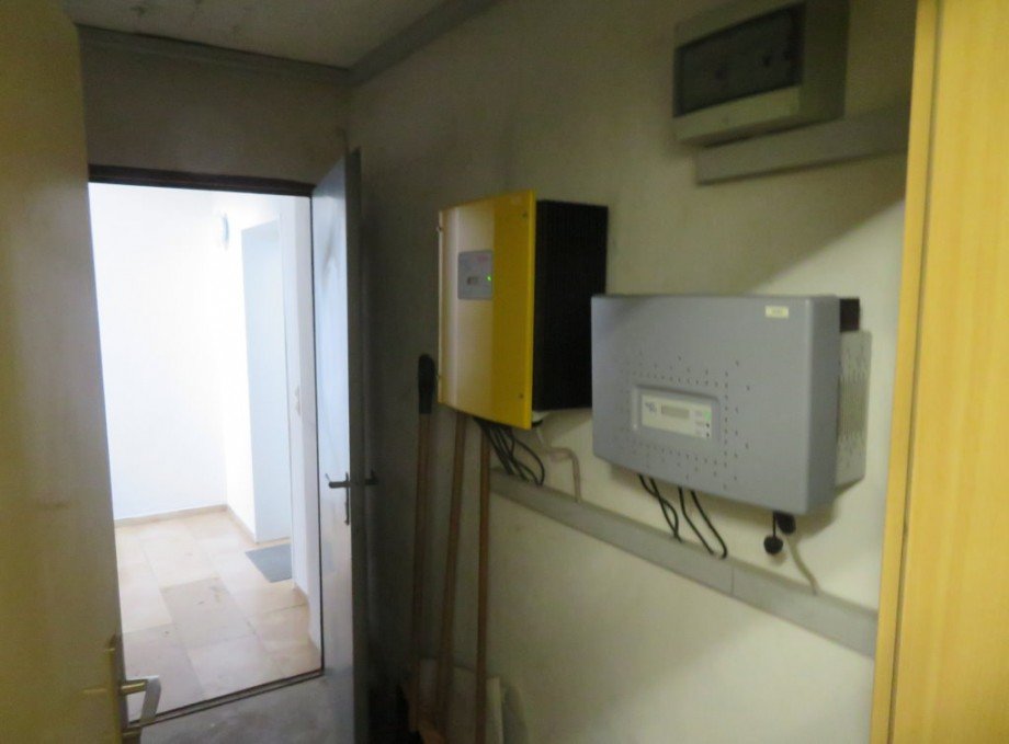 24 Kellergeschoss PV Anlage Mehrfamilienhaus Lauter
