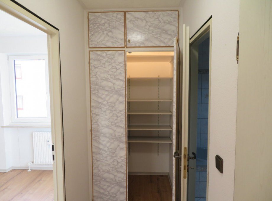 23 Abstellraum+Blick Schlafen Wohnung Bamberg