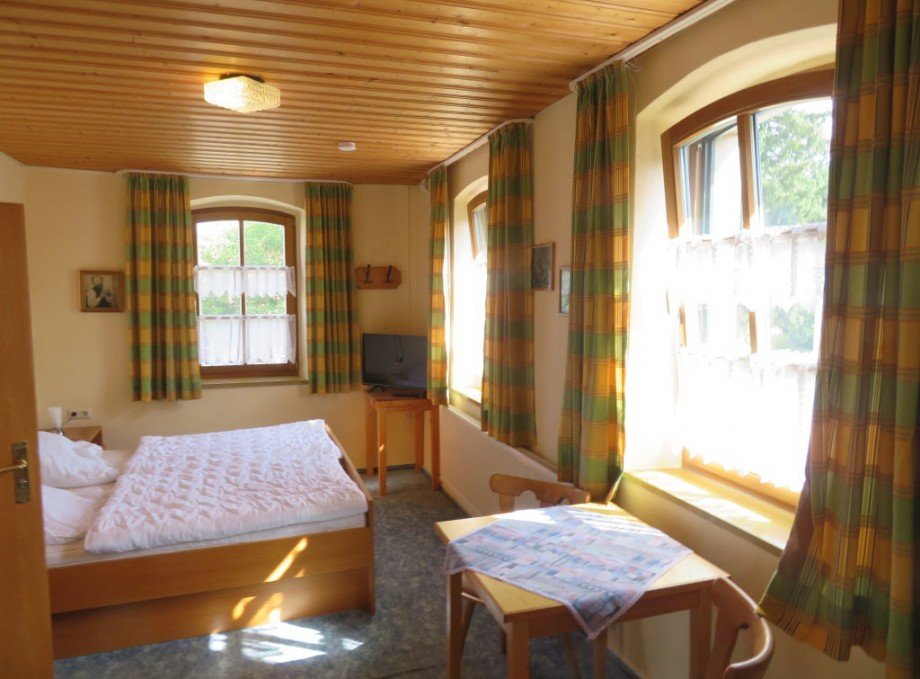 14 Fremdenzimmer Pensionen Ha�furt