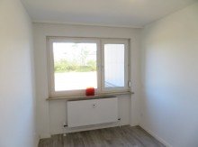10 Kind BAMBERG-N�HE GARTENSTADT: 3-ZIMMER-WOHNUNG(=SOFORT FREI-IM HOCHHAUS)MIT BALKON F�R 167.000,-EURO